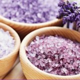 Sais de banho ou sal grosso?